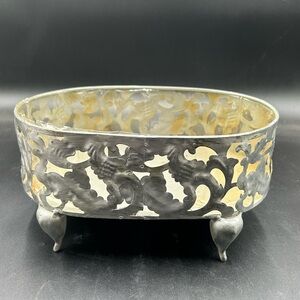 Silver grey ornate Decorative planter Bowl
